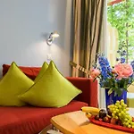 Neyland Apartament